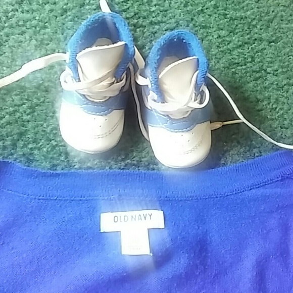 Old Navy Light Sweater Jacket - Picture 2 of 6